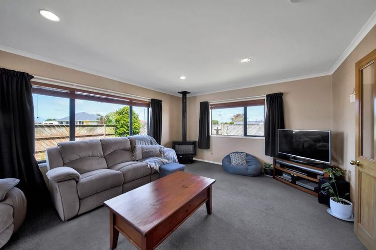 Photo of property in 18 Fantham Street, Hawera, 4610