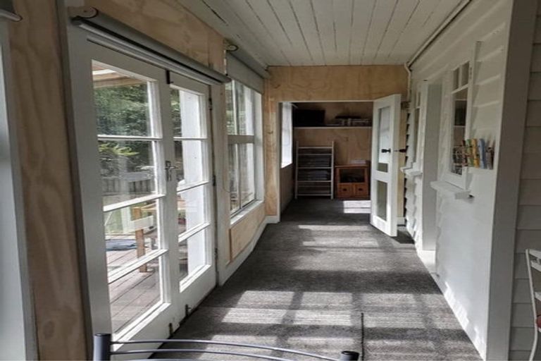 Photo of property in 18 Violet Street, Riverton/aparima, Riverton, 9822