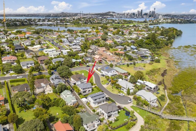 Photo of property in 3 Merwood Lane, Devonport, Auckland, 0624