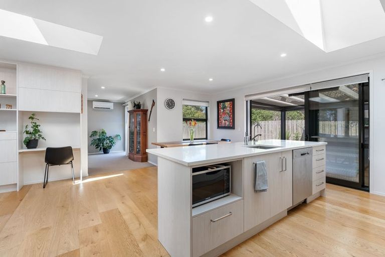 Photo of property in 24 Barbados Way, One Tree Point, 0118