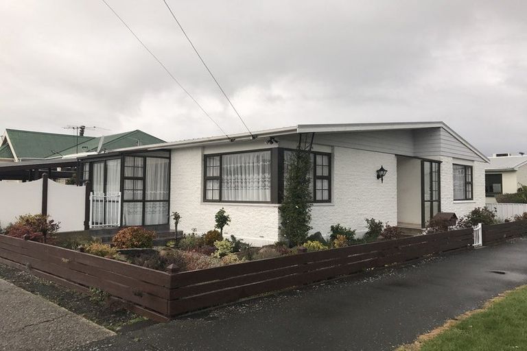 Photo of property in 33 Dalgety Street, Saint Kilda, Dunedin, 9012