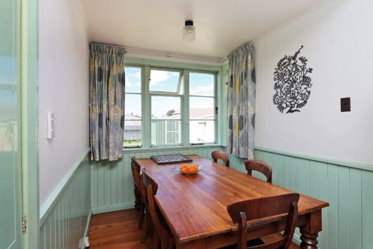 Photo of property in 606 Massey Street, Akina, Hastings, 4122