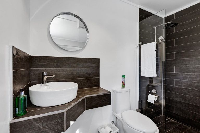 Photo of property in 31a Truby King Street, Merrilands, New Plymouth, 4312