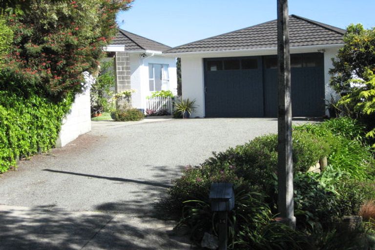 Photo of property in 14 Mayroyd Terrace, Nelson, 7010