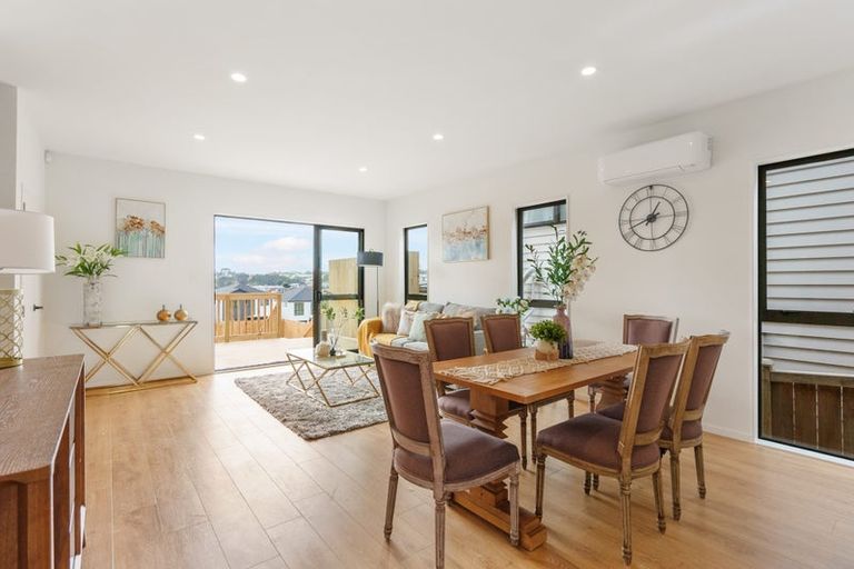 Photo of property in 30b Goodfellow Lane, Flat Bush, Auckland, 2019