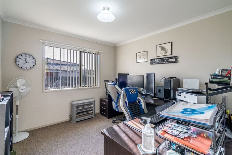 Photo of property in 7 Crowther Crescent, Heidelberg, Invercargill, 9812