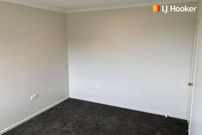 Photo of property in 32 Tomkins Street, Green Island, Dunedin, 9018