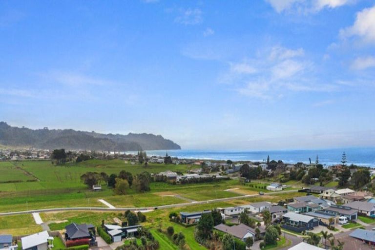 Photo of property in 64 Reel Road, Waihi Beach, 3611