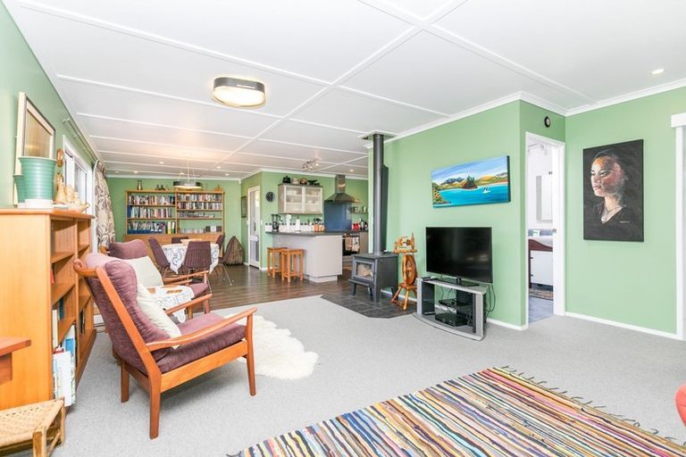 Photo of property in 20 Okupata Road, Oparau, 3878