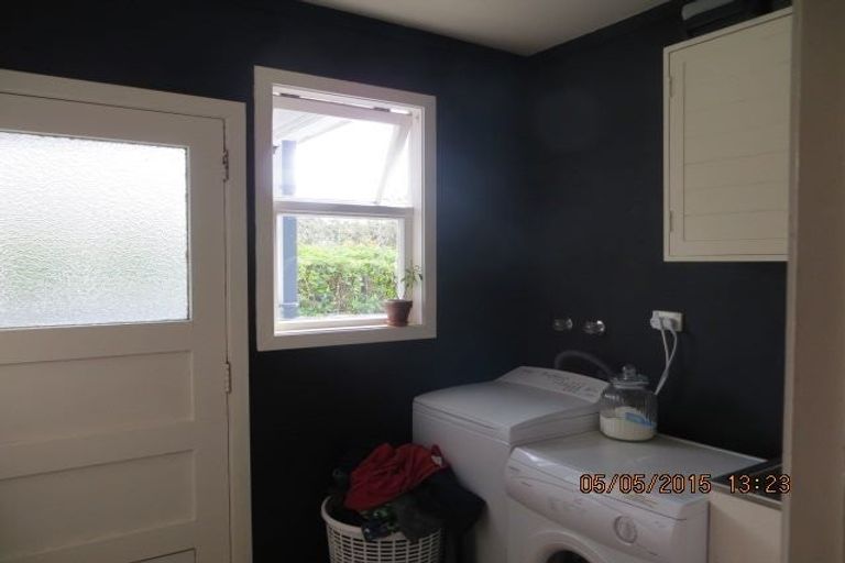 Photo of property in 77 Tahapa Crescent, Meadowbank, Auckland, 1072