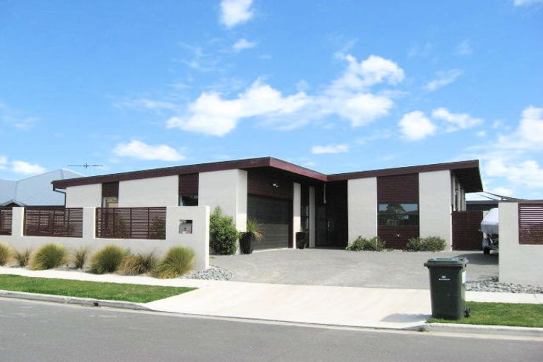 Photo of property in 4 Allison Crescent, Kaiapoi, 7630