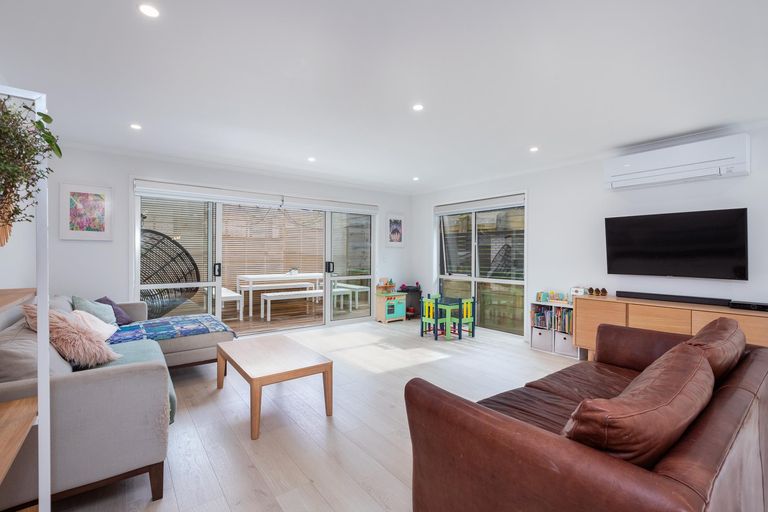 Photo of property in 16 Ella Anne Crescent, Warkworth, 0910