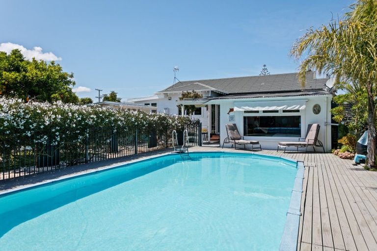 Photo of property in 167 Lytton Road, Elgin, Gisborne, 4010