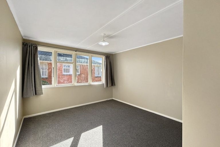 Photo of property in 300 Conyers Street, Strathern, Invercargill, 9812