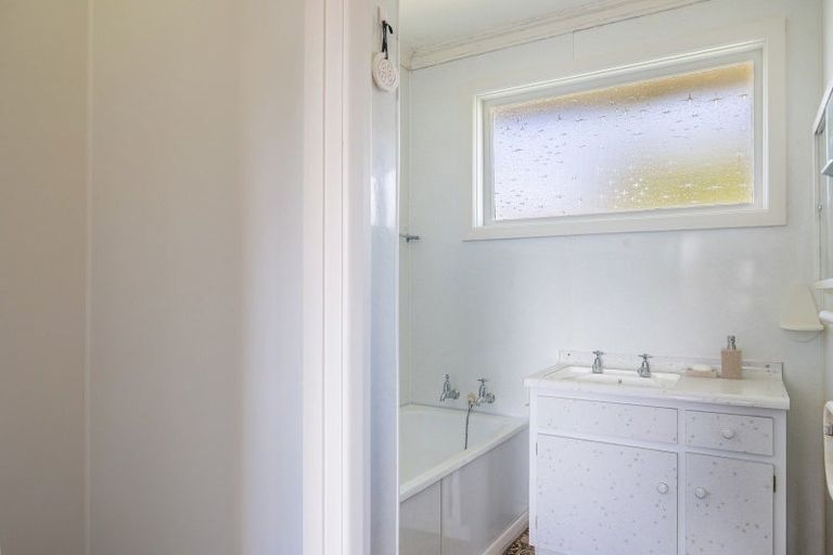 Photo of property in 48 Kennedy Drive, Levin, 5510