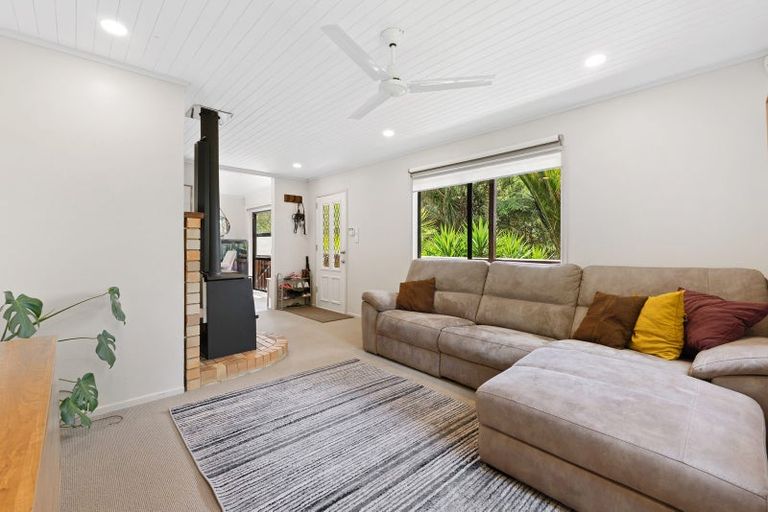 Photo of property in 169 Wairere Road, Waitakere, Henderson, 0782