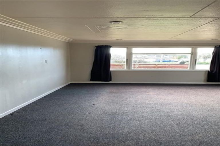 Photo of property in 71 Stirrat Street, Kingswell, Invercargill, 9812