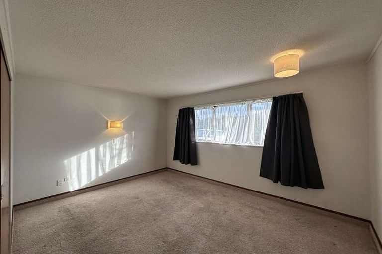 Photo of property in 52 Mcparland Street, Ebdentown, Upper Hutt, 5018