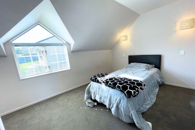 Photo of property in 126 Wiseley Road, West Harbour, Auckland, 0618