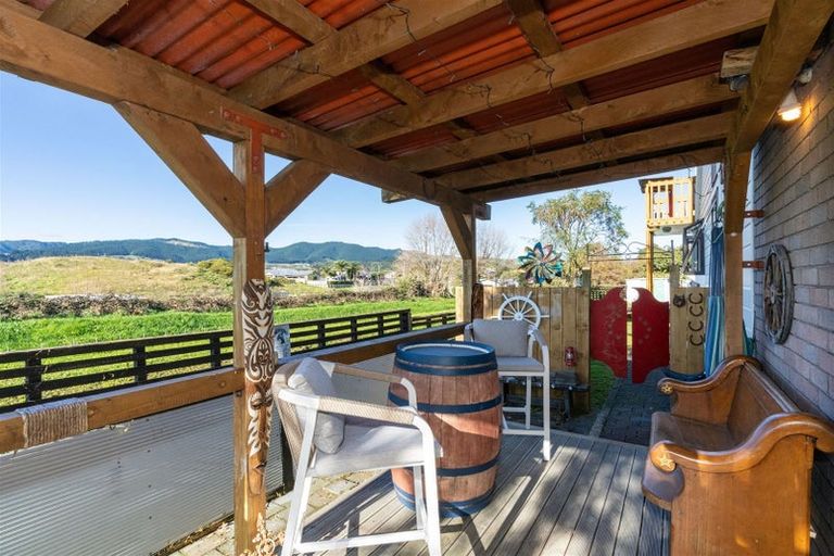 Photo of property in 12 Pohutukawa Crescent, Raumati Beach, Paraparaumu, 5032