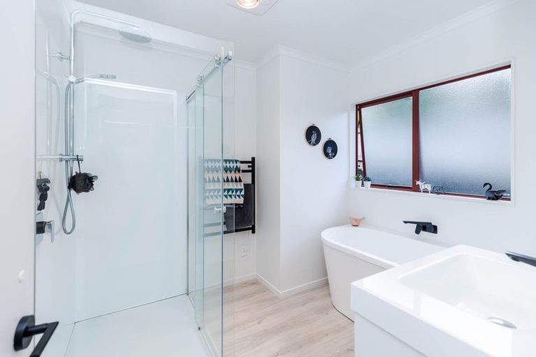 Photo of property in 83 Dixon Road, Glenview, Hamilton, 3206