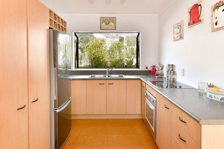 Photo of property in 49c Parakai Avenue, Parakai, 0830