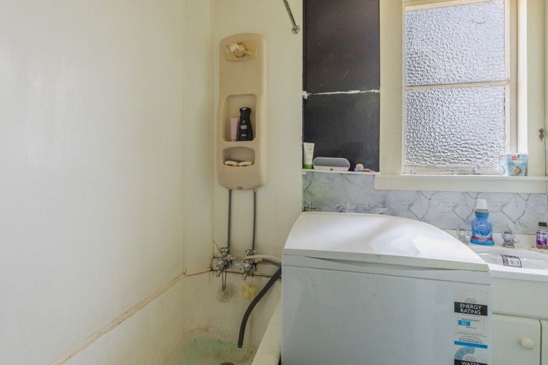 Photo of property in 60 Sydney Street, Takapau, 4203