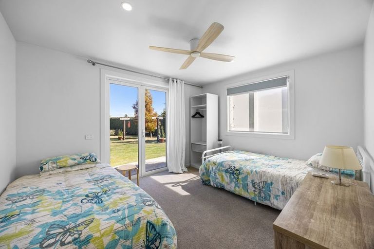 Photo of property in 21 Sam John Place, Lake Hawea, 9382