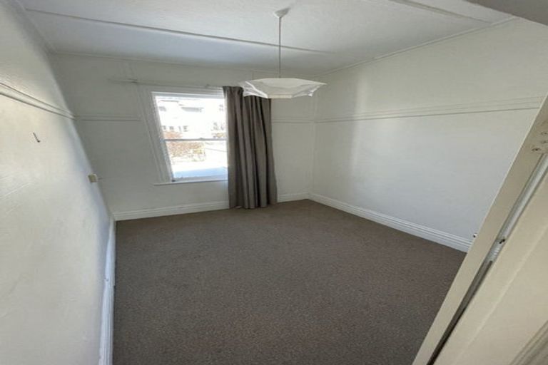 Photo of property in 5 Lipman Street, Mount Victoria, Wellington, 6011