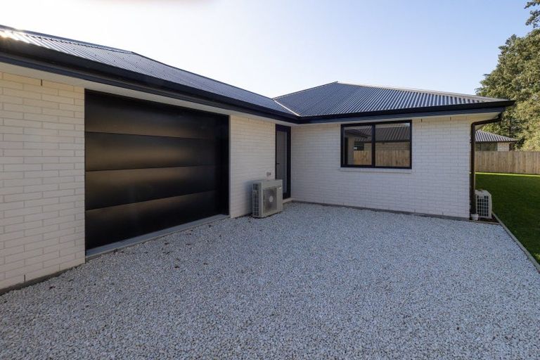 Photo of property in 5 Jag Way, Tinwald, Ashburton, 7700