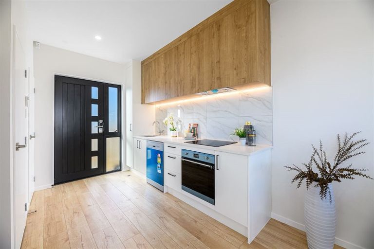 Photo of property in 11/6 Kereru Street, Henderson, Auckland, 0612