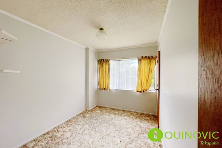 Photo of property in 2/17 Queen Mary Avenue, New Lynn, Auckland, 0600