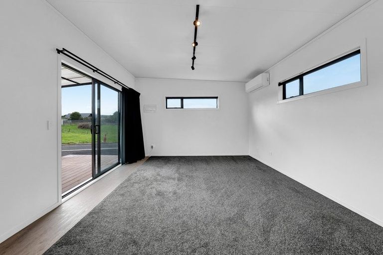 Photo of property in 38c Tawhiti Road, Hawera, 4610