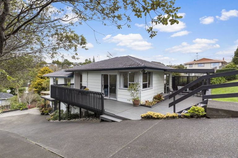 Photo of property in 11 Sunburst Lane, Torbay, Auckland, 0630