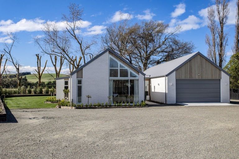 Photo of property in 69b Douglas Road, Amberley, 7410