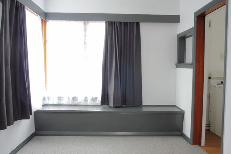 Photo of property in 1 Albert Street, Dannevirke, 4930