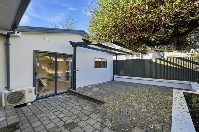 Photo of property in 21 Scotston Avenue, St Albans, Christchurch, 8052