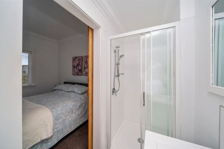 Photo of property in 18 Albion Street, Hawera, 4610