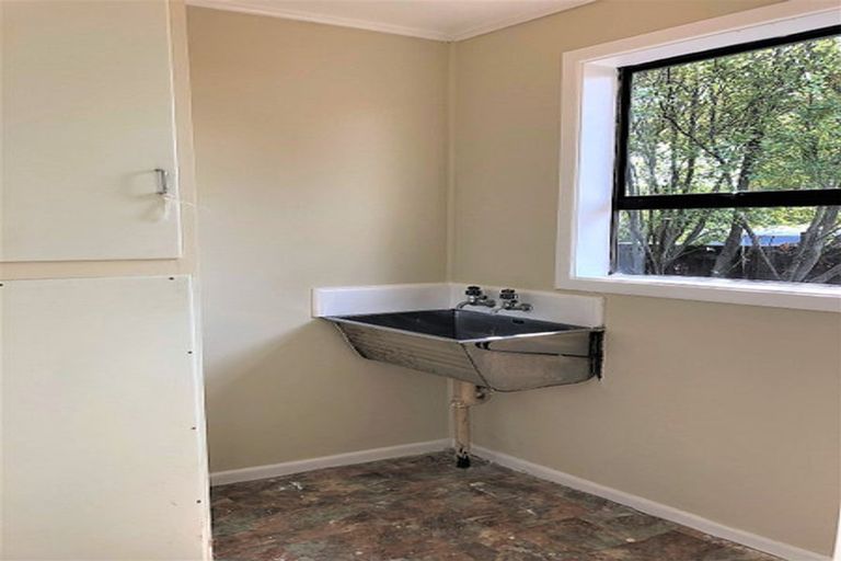 Photo of property in 43 Cargill Street, Papakura, 2110