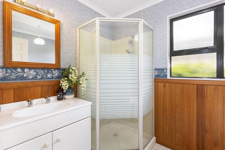 Photo of property in 45 Hine Road, Wainuiomata, Lower Hutt, 5014