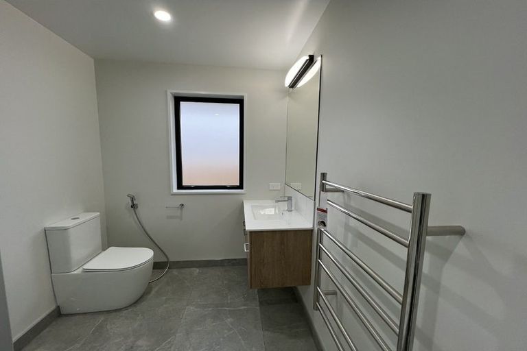 Photo of property in 35 Cousins Street, Woodend, 7691