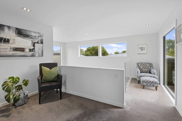 Photo of property in 1 Westall Lane, Avonhead, Christchurch, 8042