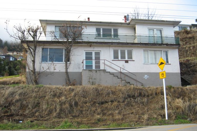 Photo of property in 35 Hallenstein Street, Queenstown, 9300