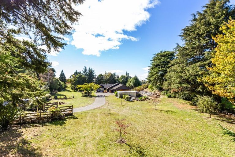 Photo of property in 176 Mapara Road, Acacia Bay, Taupo, 3385