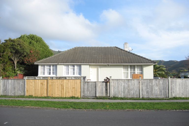 Photo of property in 8 Butler Street, Naenae, Lower Hutt, 5011