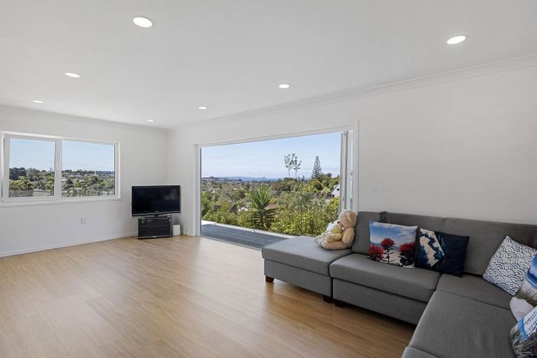 Photo of property in 110 Stredwick Drive, Torbay, Auckland, 0630