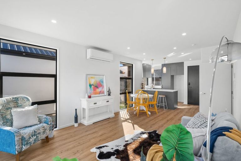 Photo of property in 3/84 Mcmahon Drive, Aidanfield, Christchurch, 8025