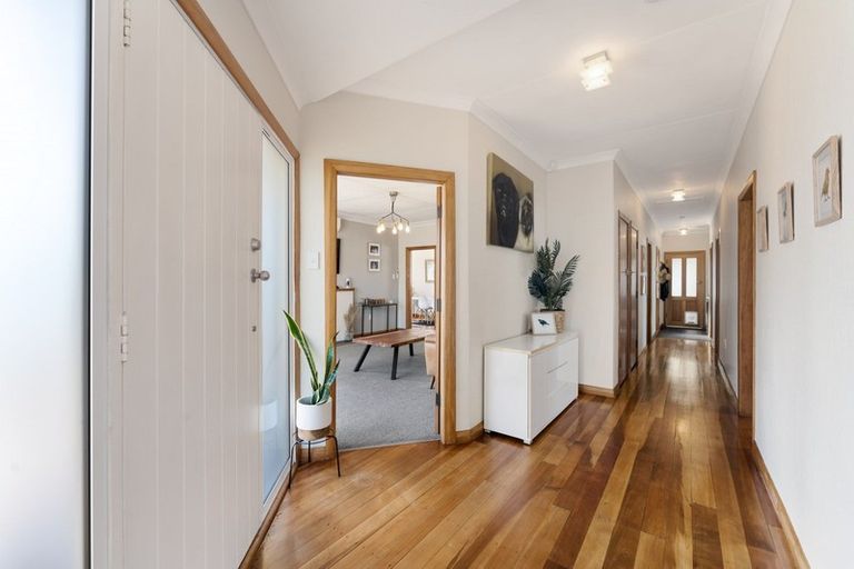 Photo of property in 38 Liverpool Street, Takaro, Palmerston North, 4412