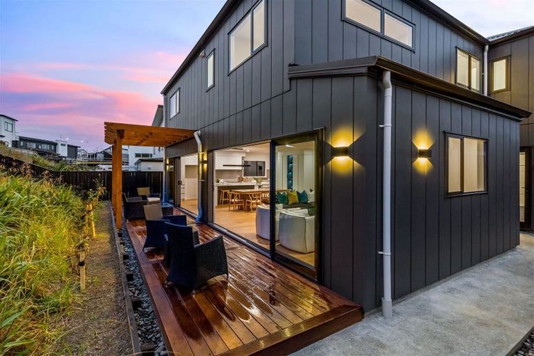 Photo of property in 8 Hopetea Street, Long Bay, Auckland, 0630