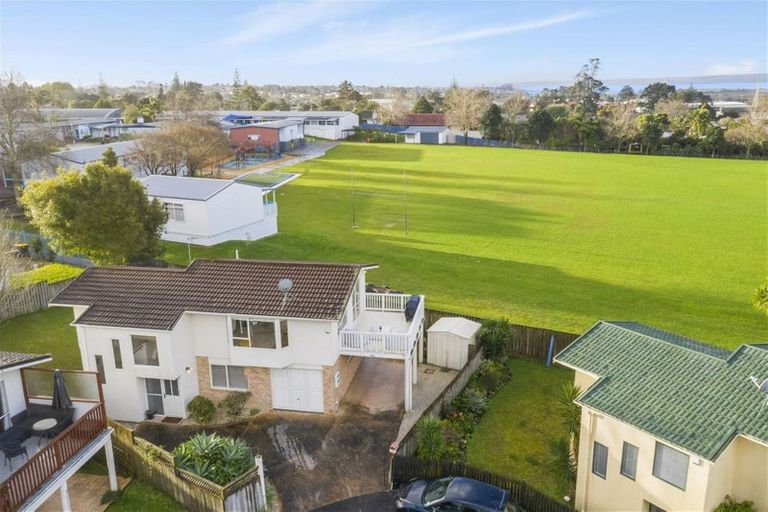 Photo of property in 80h Tirimoana Road, Te Atatu South, Auckland, 0602